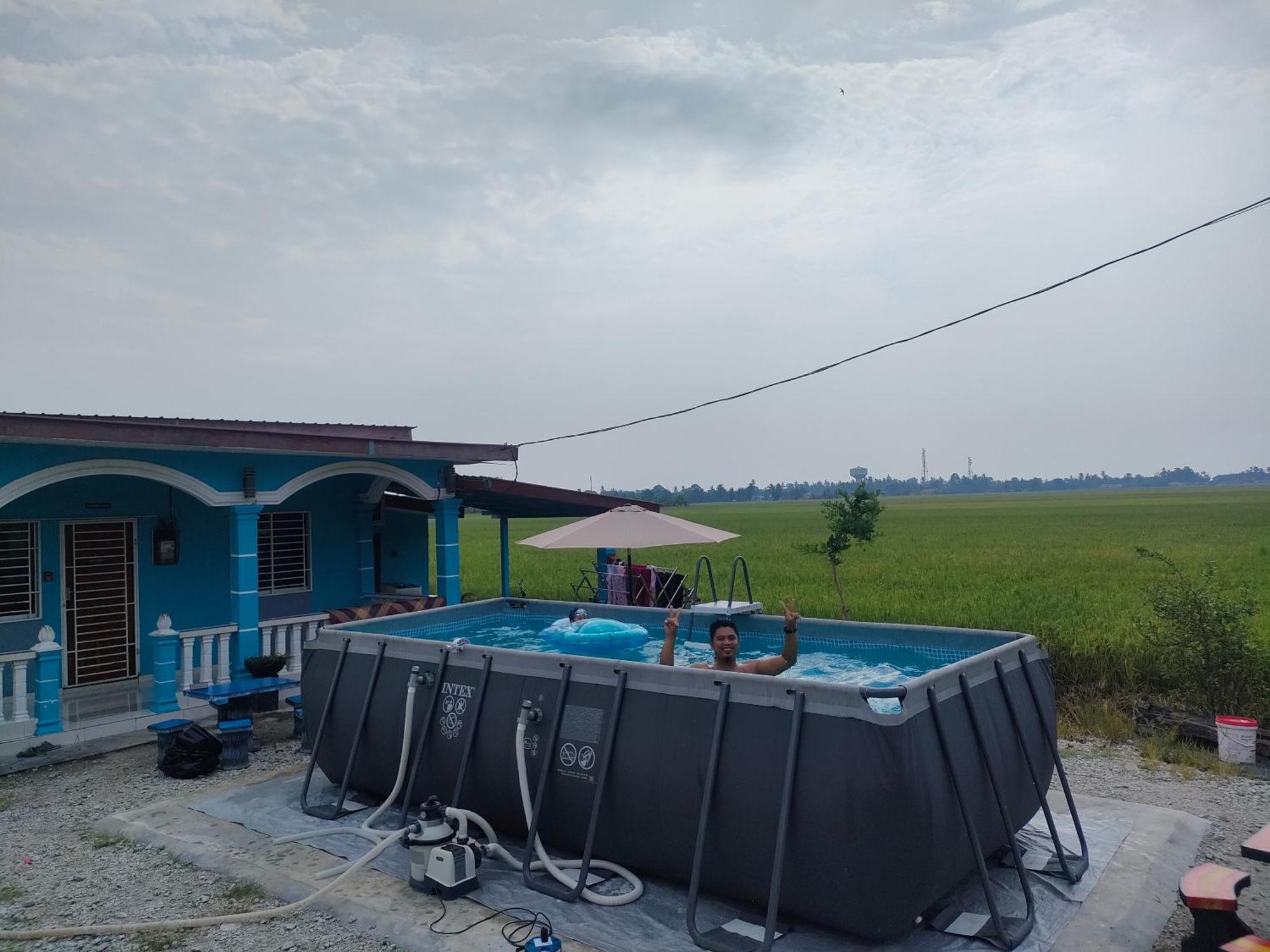 Chalet Izz Sawah Padi ! Sungai Besar